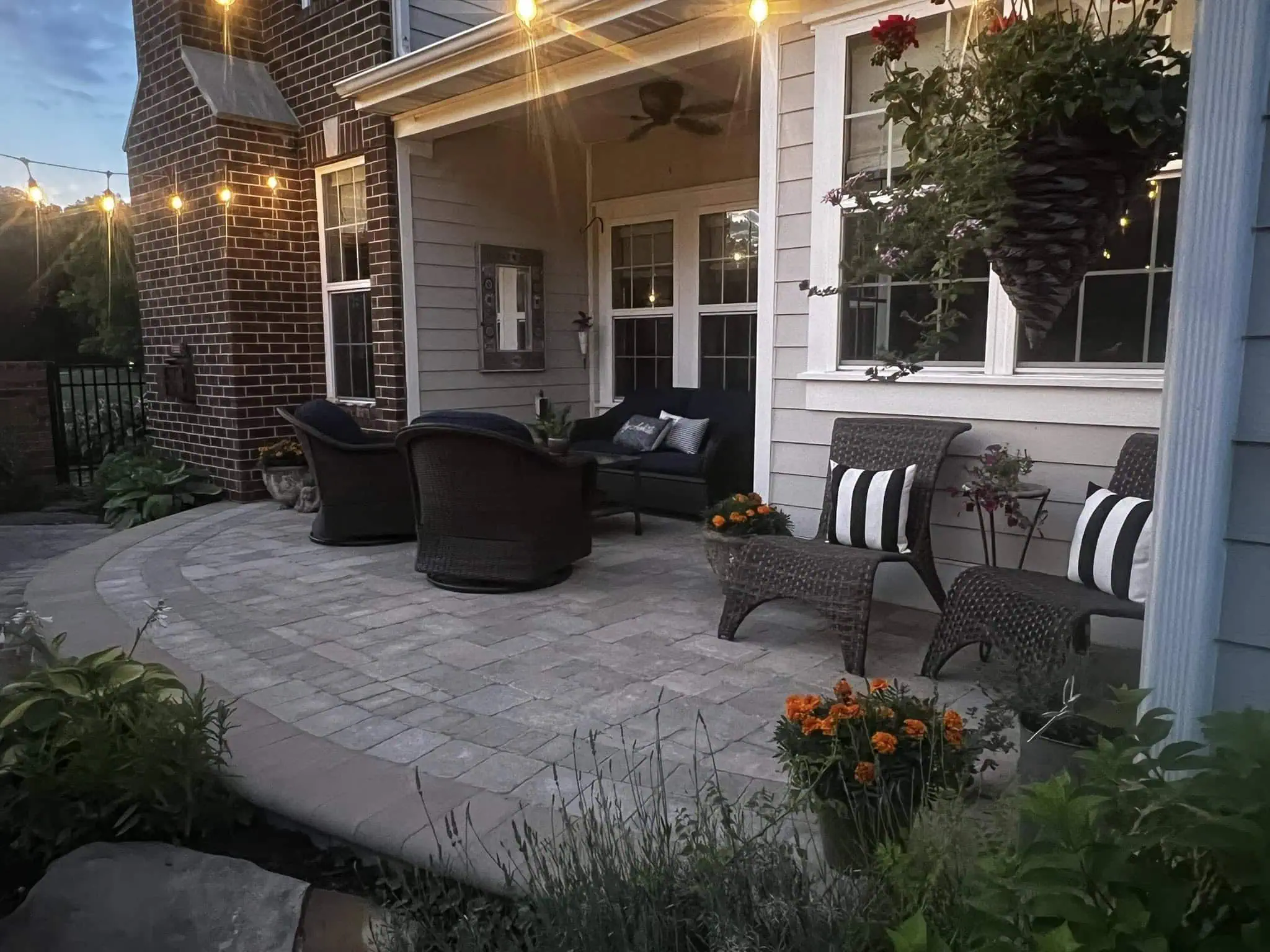 Dean's Pools and Landscaping outdoor living spaces in Schererville, IN